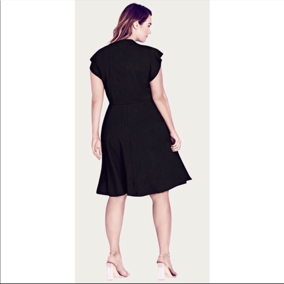 NWOT CITY CHIC Frill Shoulder Dress Size M/18 - Picture 2 of 11